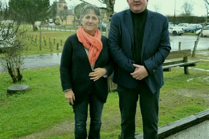 Escorts Pujo-le-Plan, France — Local Companions