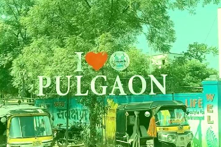 Escorts Pulgaon, India — Local Companions