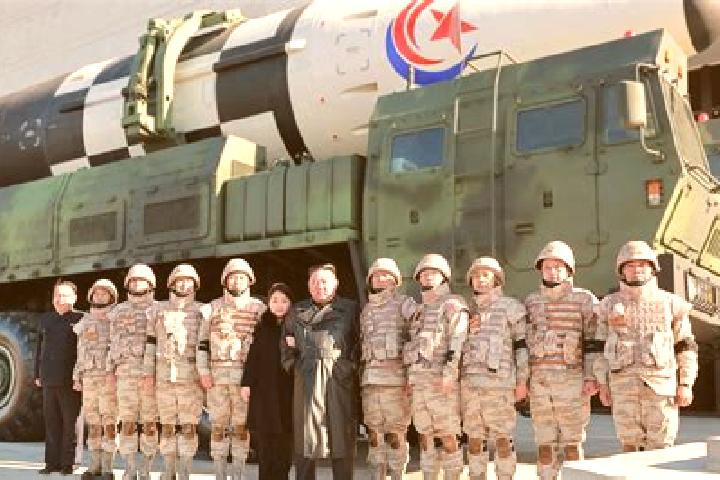 Escorts P ungin, North Korea — Local Companions