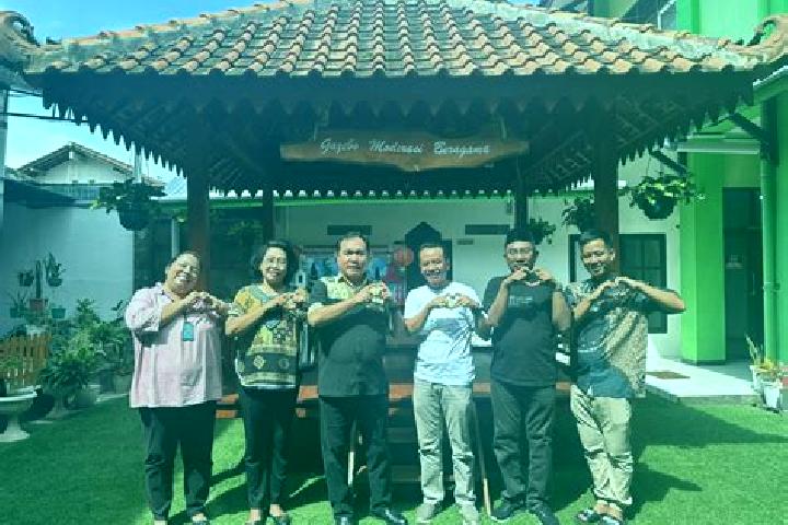 Escorts Purbalingga, Indonesia — Local Companions