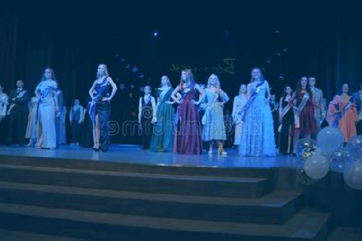 Escorts Pyatryshki, Belarus — Local Companions