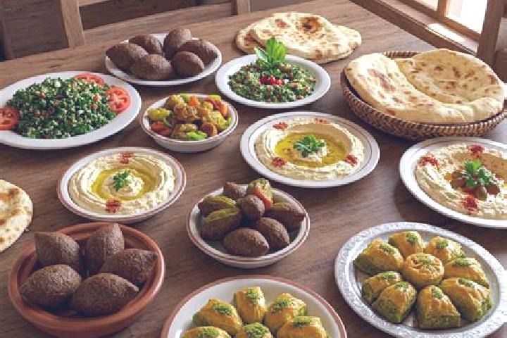 Escorts Qal at al Madiq, Syria — Local Companions