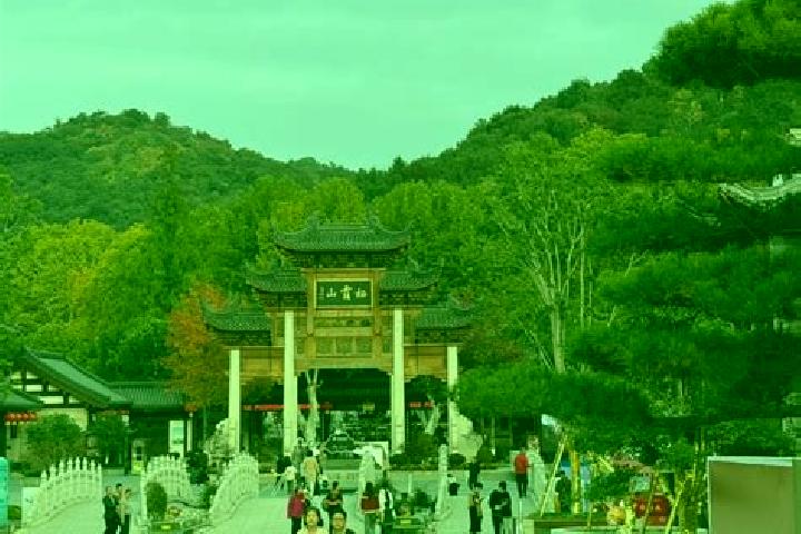 Escorts Qixia, China — Local Companions