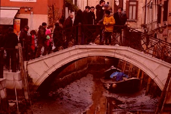 Escorts Quadri, Italy — Local Companions