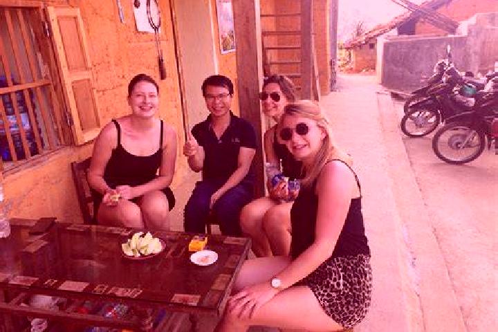 Escorts Quanba, China — Local Companions
