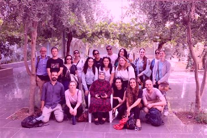 Escorts Qumaym, Jordan — Local Companions