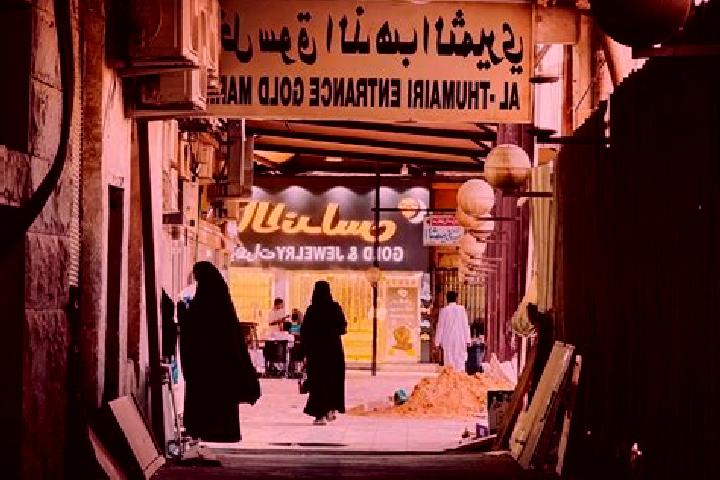Escorts Qurayyat, Saudi Arabia — Local Companions