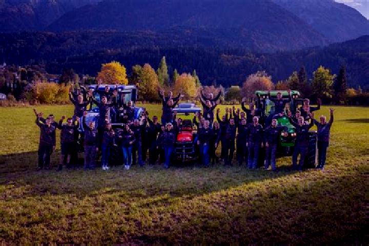 Escorts Radenthein, Austria — Local Companions