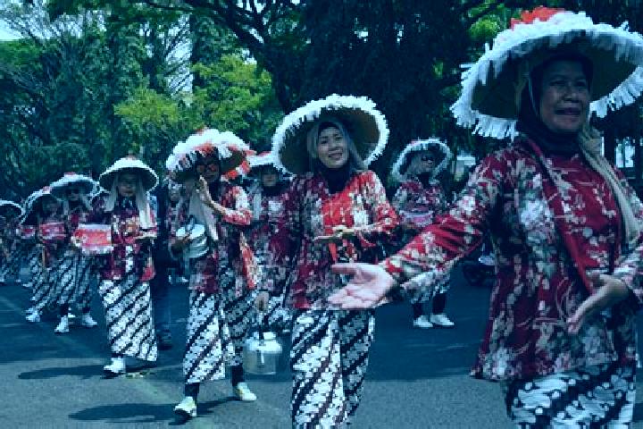 Escorts Randudongkal, Indonesia — Local Companions