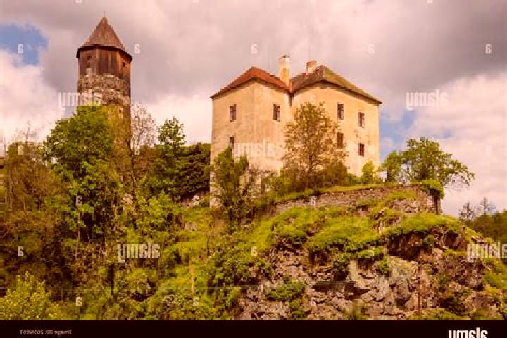 Escorts Rataje, Czech Republic — Local Companions