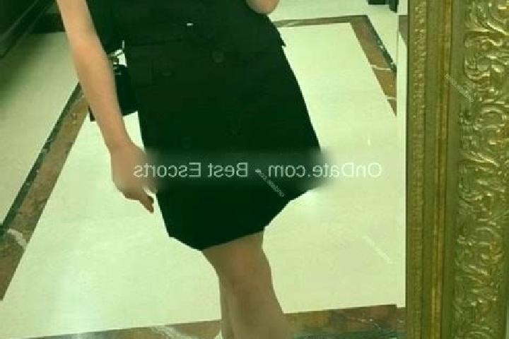 Escorts Rayduzhnyi Masyv, Ukraine — Local Companions