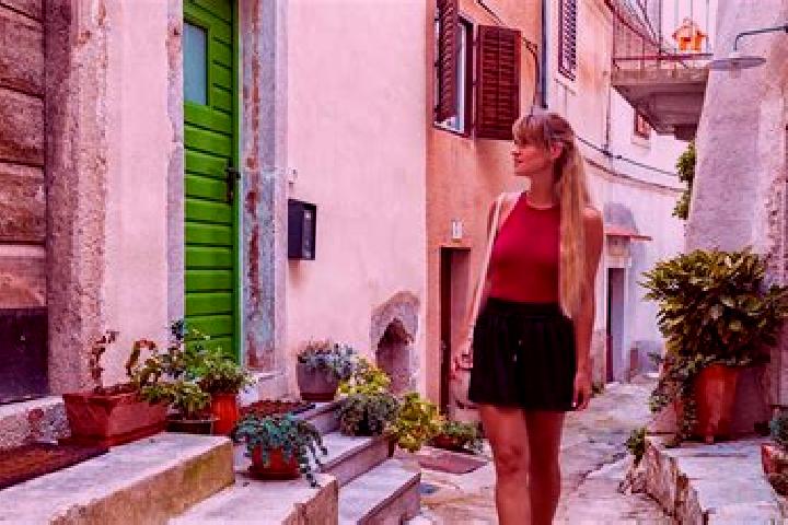 Escorts Razanac, Croatia — Local Companions
