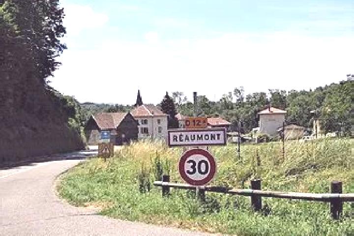 Escorts Reaumont, France — Local Companions