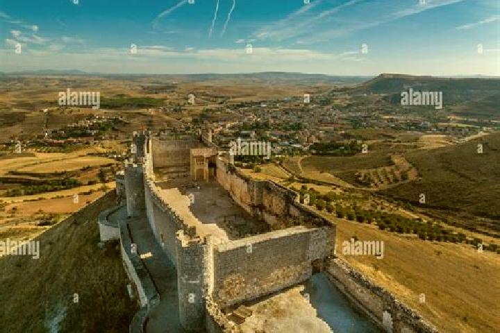 Escorts Rebollosa de Jadraque, Spain — Local Companions