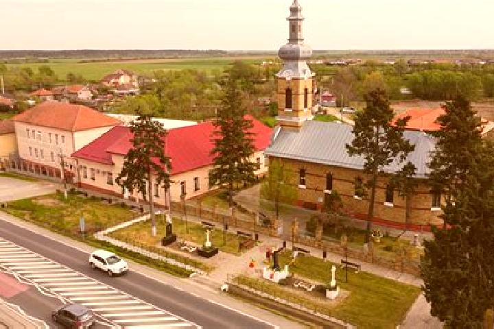 Escorts Remetea Mare, Romania — Local Companions