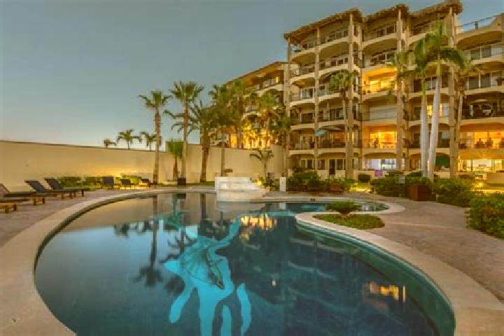 Escorts Residencial las Olas, Mexico — Local Companions