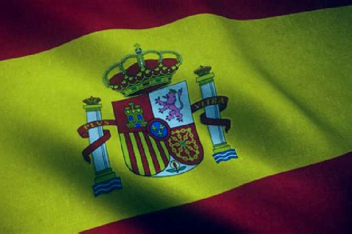 Escorts Reyero, Spain — Local Companions