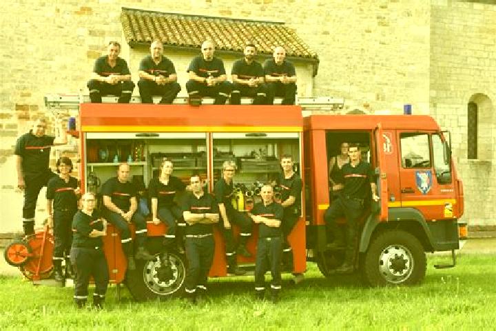 Escorts Richardmenil, France — Local Companions