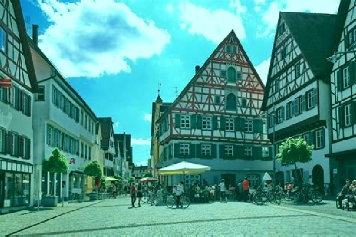 Escorts Riedlingen, Germany — Local Companions