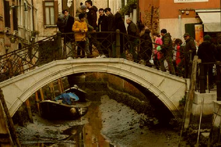 Escorts Roccavivara, Italy — Local Companions