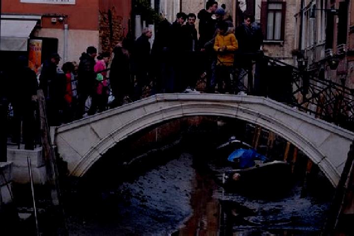 Escorts Rocchenere, Italy — Local Companions