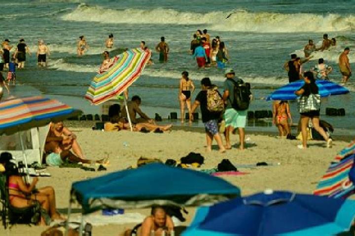 Escorts Rockaway Beach, United States — Local Companions