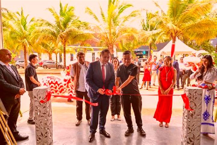 Escorts Rouge Terre, Mauritius — Local Companions