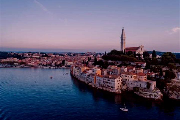Escorts Rovinjsko Selo, Croatia — Local Companions