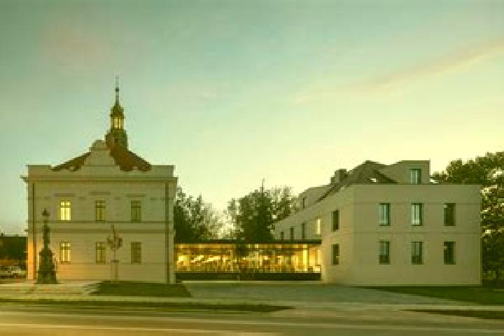 Escorts Rudolfov, Czech Republic — Local Companions
