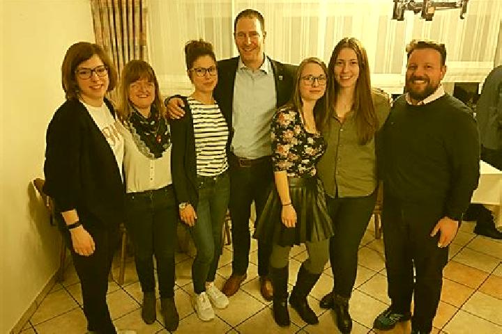 Escorts Rueckersdorf, Germany — Local Companions