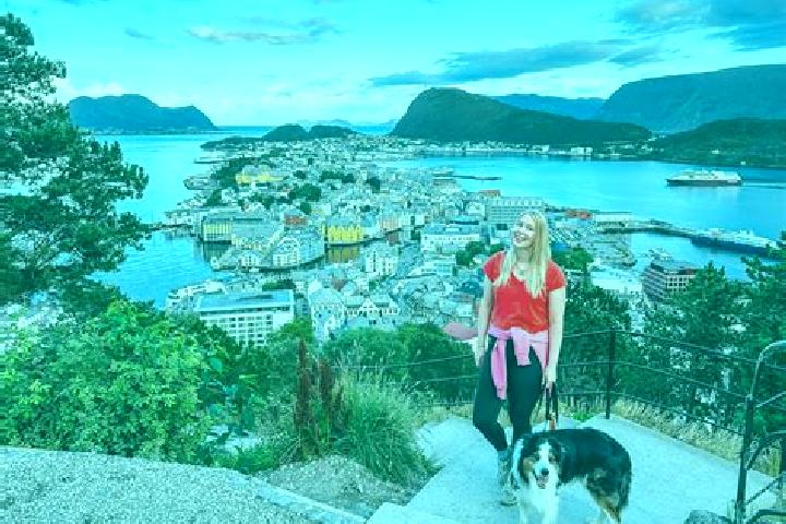 Escorts Saetre, Norway — Local Companions