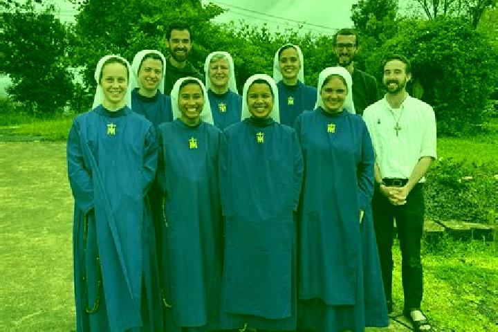 Escorts Saignes, France — Local Companions