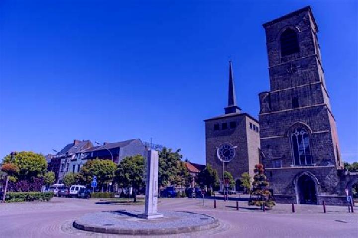Escorts Saint-Ghislain, Belgium — Local Companions