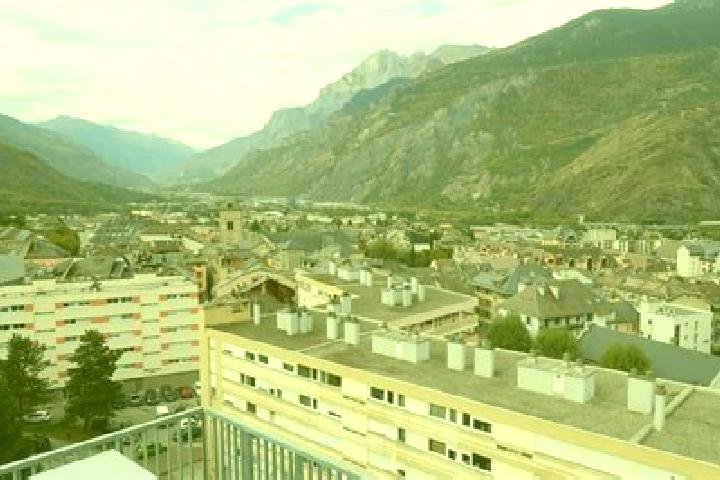 Escorts Saint-Remy-de-Maurienne, France — Local Companions