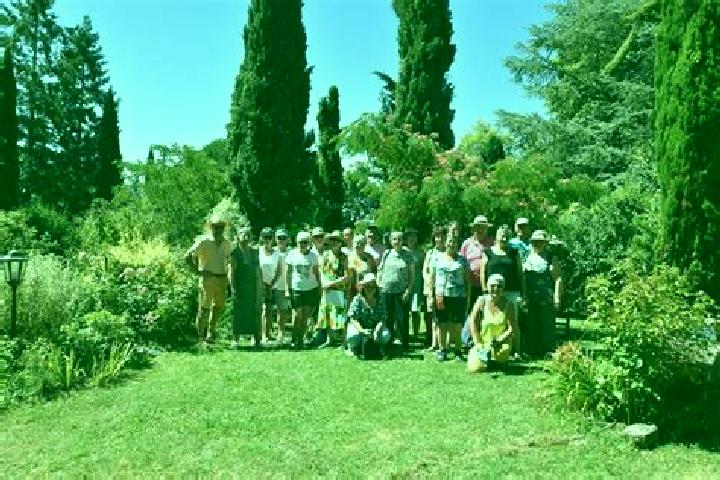 Escorts Saint-Sornin-Lavolps, France — Local Companions