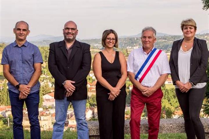 Escorts Saint-Victor-de-Cessieu, France — Local Companions