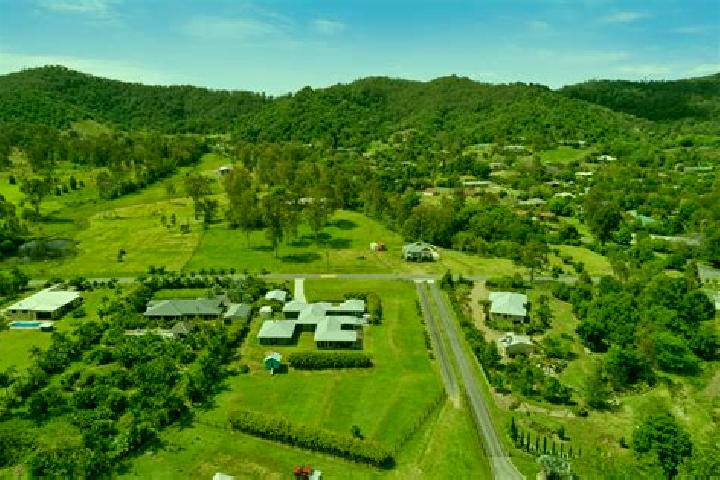 Escorts Samford Valley, Australia — Local Companions
