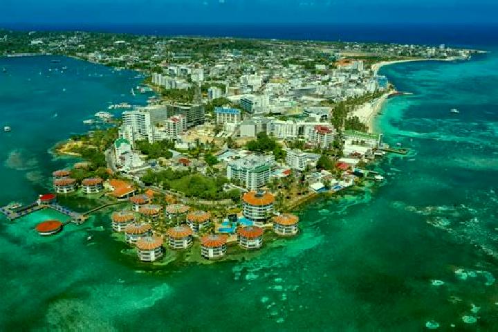 Escorts San Andres, Mexico — Local Companions