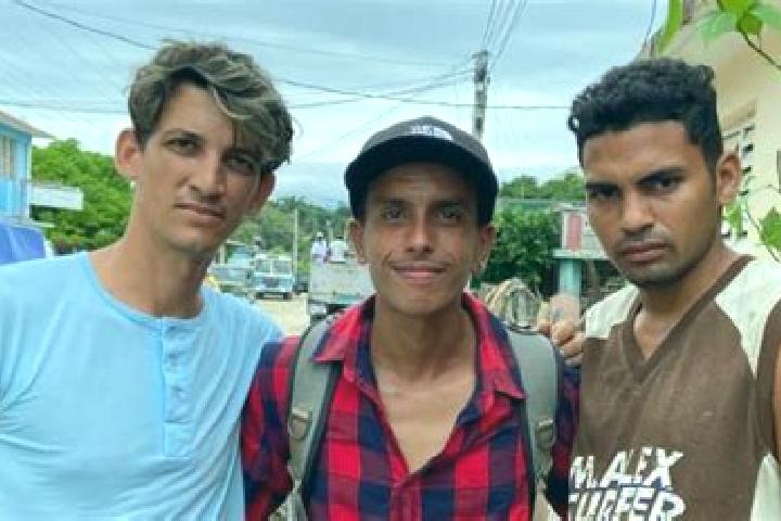 Escorts San Antonio del Sur, Cuba — Local Companions