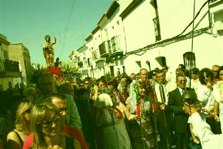 Escorts San Bartolome de la Torre, Spain — Local Companions