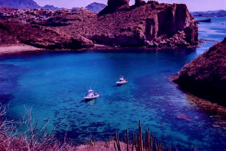 Escorts San Fernando de Guaymas, Mexico — Local Companions