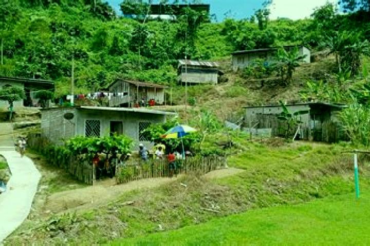 Escorts San Francisco de Onzole, Ecuador — Local Companions