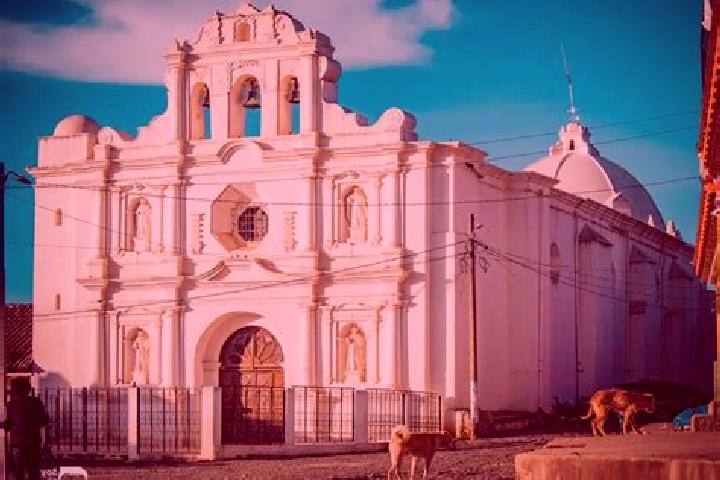 Escorts San Francisco El Alto, Guatemala — Local Companions