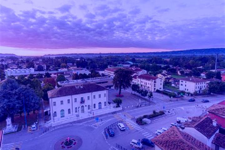 Escorts San Giorgio in Brenta, Italy — Local Companions