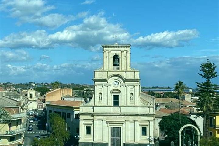 Escorts San Giovanni la Punta, Italy — Local Companions