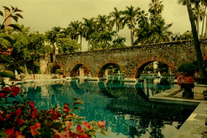 Escorts San Isidro Vista Hermosa, Mexico — Local Companions