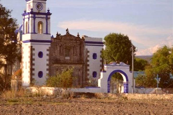 Escorts San Jeronimo Axochitlan, Mexico — Local Companions