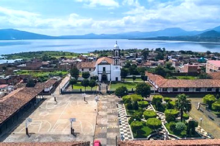 Escorts San Jeronimo Purenchecuaro, Mexico — Local Companions