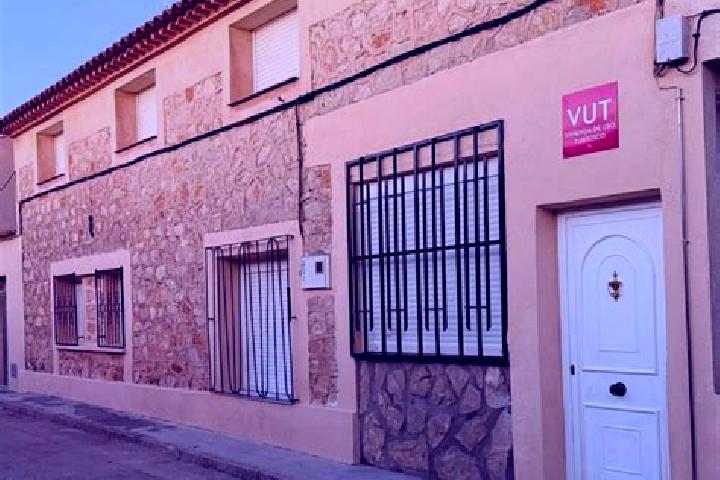 Escorts San Justo de la Vega, Spain — Local Companions