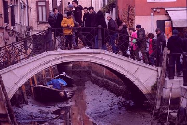 Escorts San Lazzaro, Italy — Local Companions